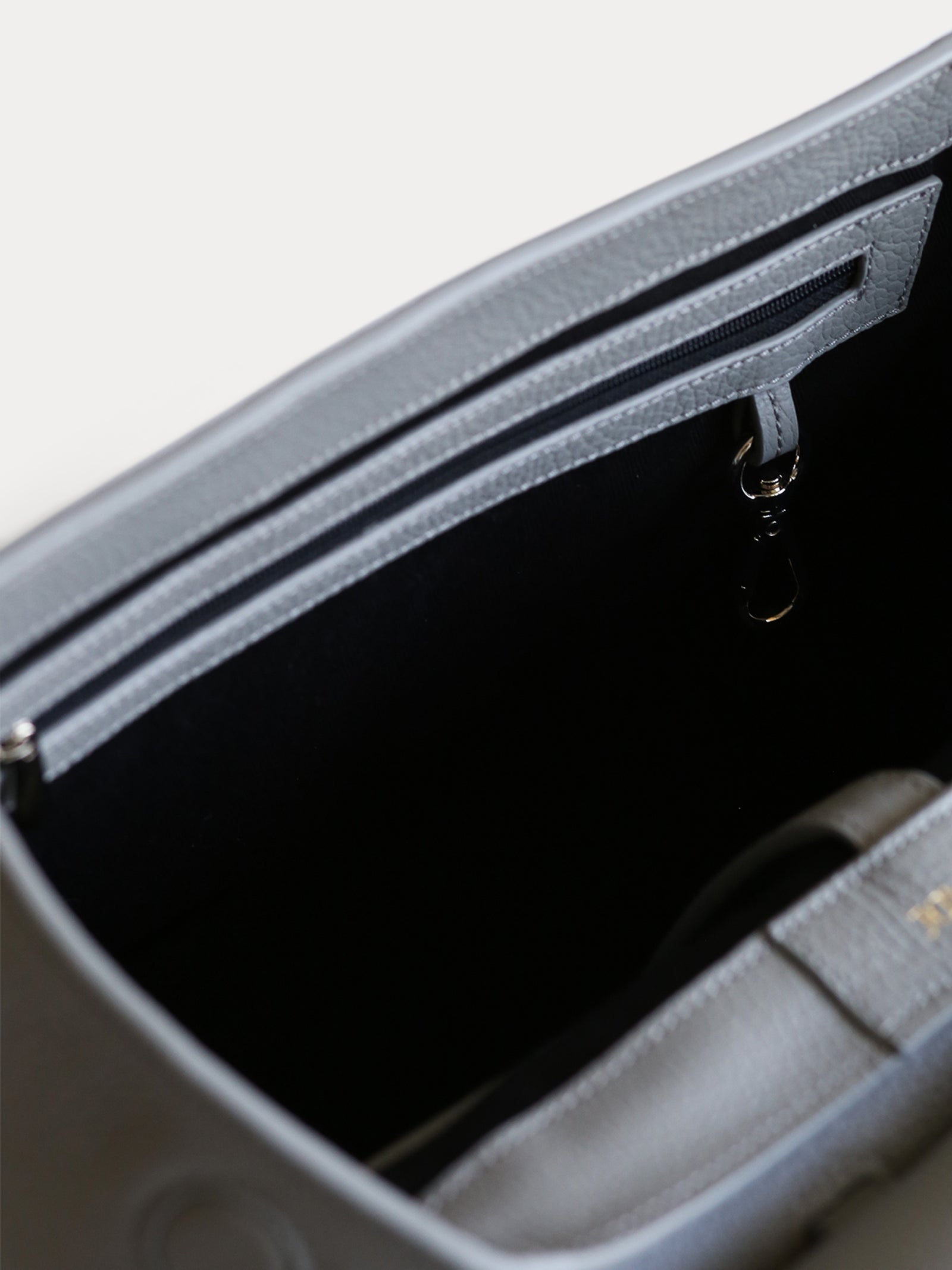 interior lined convertible backpack
